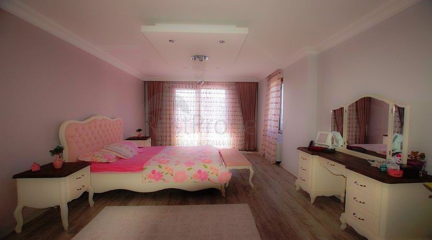 شقة خمسة غرف و مطبخ منفصل في جيكجيلي - الانيا