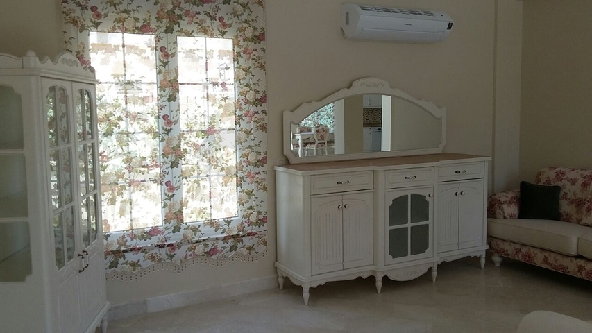 فيلا ثلاث غرف و صالة في كيمير