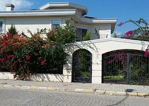 فيلا ثلاث غرف و صالة في كيمير