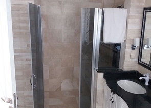 فيلا ثلاث غرف و صالة في كيمير