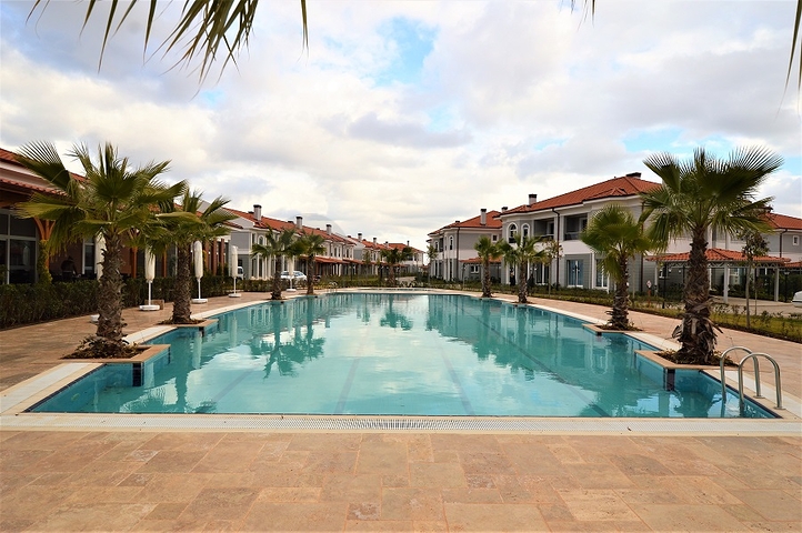 فيلات / فلل  فاخرة في انطاليا