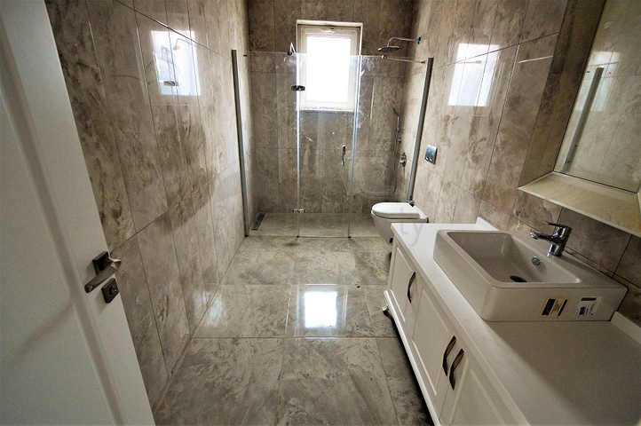 فيلات / فلل  فاخرة في انطاليا