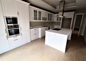 فيلات / فلل  فاخرة في انطاليا