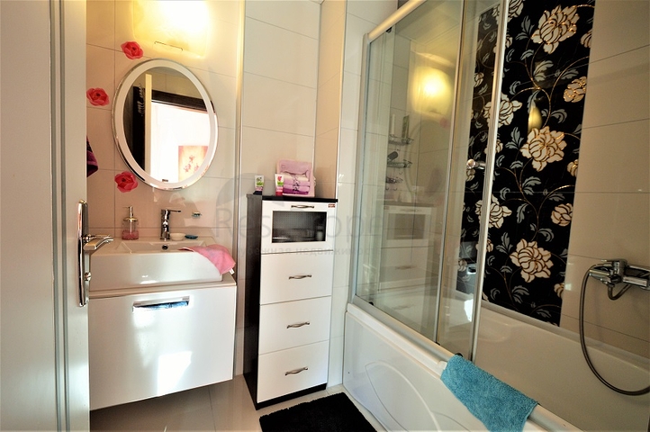 فيلا منفصلة 5 + 1 فى جوينوك