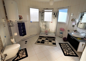 فيلا منفصلة 5 + 1 فى جوينوك