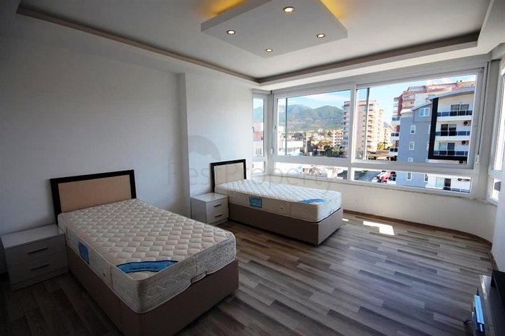 شقة مفروشة واسعة بسعر مميز في منطقة توسمور – ألانيا