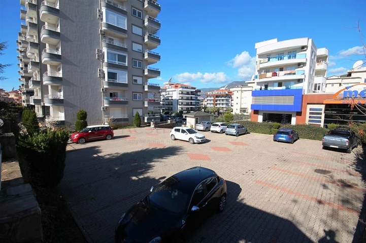 شقة مفروشة واسعة بسعر مميز في منطقة توسمور – ألانيا