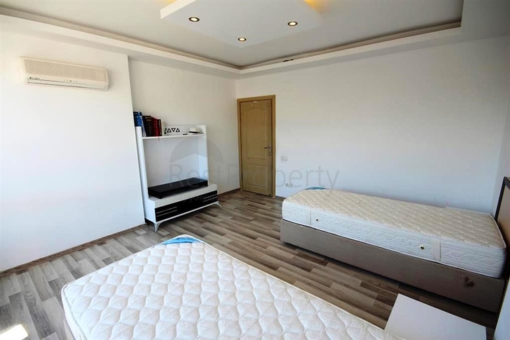 شقة مفروشة واسعة بسعر مميز في منطقة توسمور – ألانيا