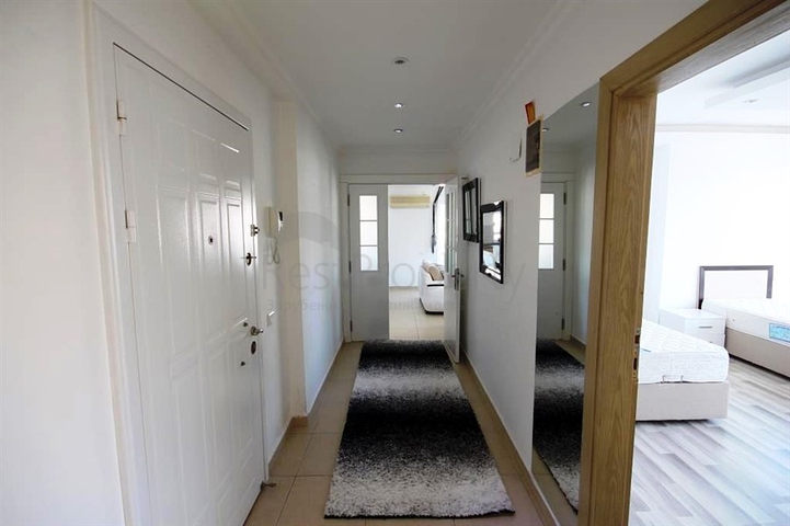 شقة مفروشة واسعة بسعر مميز في منطقة توسمور – ألانيا