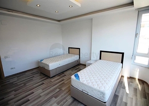 شقة مفروشة واسعة بسعر مميز في منطقة توسمور – ألانيا