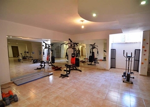 شقة مفروشة واسعة بسعر مميز في منطقة توسمور – ألانيا