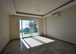 عرض خاص - شقة 2 غرفة نوم وصالة - مفروشة - في منطقة كاستل / الانيا 