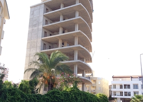 عقارات تجارية في قلب كونيالتي أنطاليا