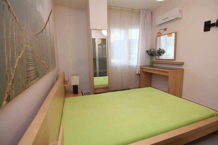 شقة بتخطيط 2+1 مفروشة في منطقة أوبا – ألانيا