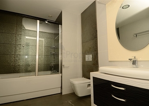 شقة بإطلالات جبلية ساحرة في منطقة محمود لار – ألانيا