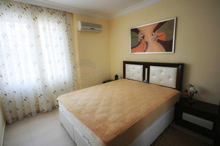 شقة مؤثثة بالكامل وبمساحة واسعة في منطقة توسمور - ألانيا