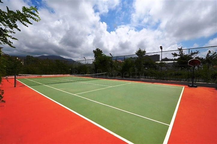 شقة مؤثثة بالكامل وبمساحة واسعة في منطقة توسمور - ألانيا