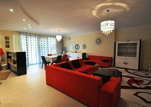 شقة مؤثثة بالكامل وبمساحة واسعة في منطقة توسمور - ألانيا