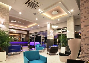 شقة غرفة وصالة ضمن مجمع سكني يضم كافة الخدمات في افسلار / الانيا 