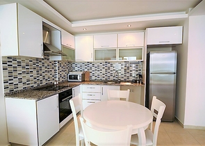 شقة غرفة وصالة ضمن مجمع سكني يضم كافة الخدمات في افسلار / الانيا 