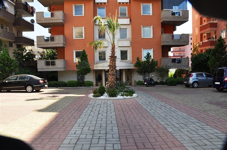 شقق في مركز الانيا