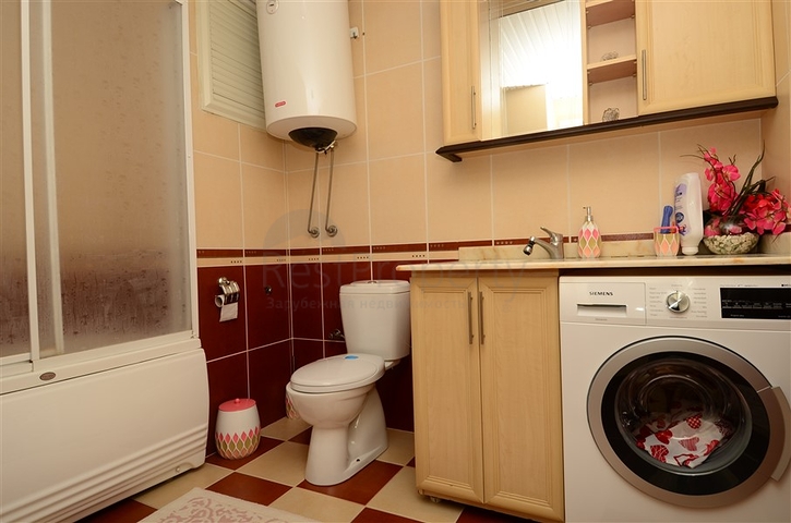 شقق في مركز الانيا