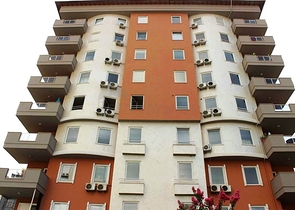 شقق في مركز الانيا