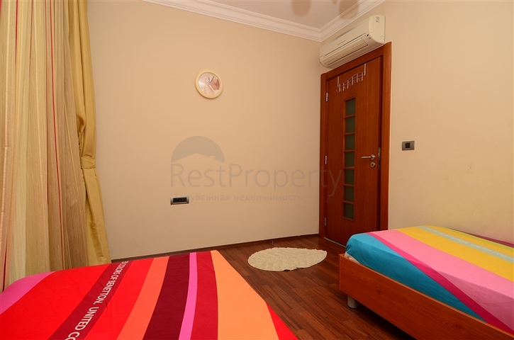 شقة للبيع ضمن أحد أرقى المجمعات في قلب ألانيا