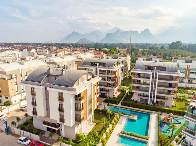 شقق في كونيالتي - انطاليا