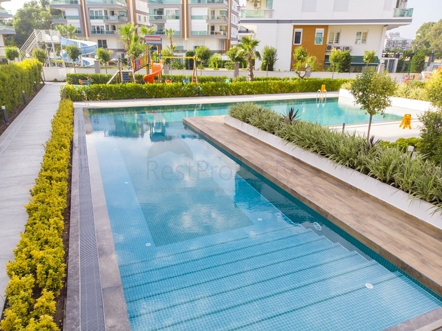 شقق في كونيالتي - انطاليا