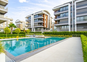 شقق في كونيالتي - انطاليا