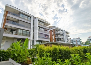 شقق في كونيالتي - انطاليا