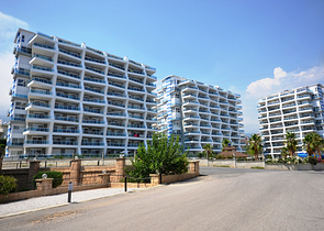 شقة فاخرة من تصميم غرفتين وصالة في الانيا 