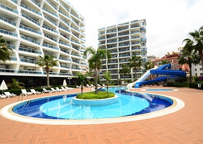 شقة فاخرة من تصميم غرفتين وصالة في الانيا 