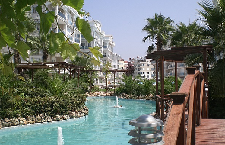 شقة بغرفتي نوم في انطاليا / تركيا