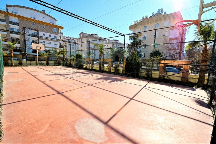 شقة بثلاث غرف نوم في انطاليا / كونيالتي