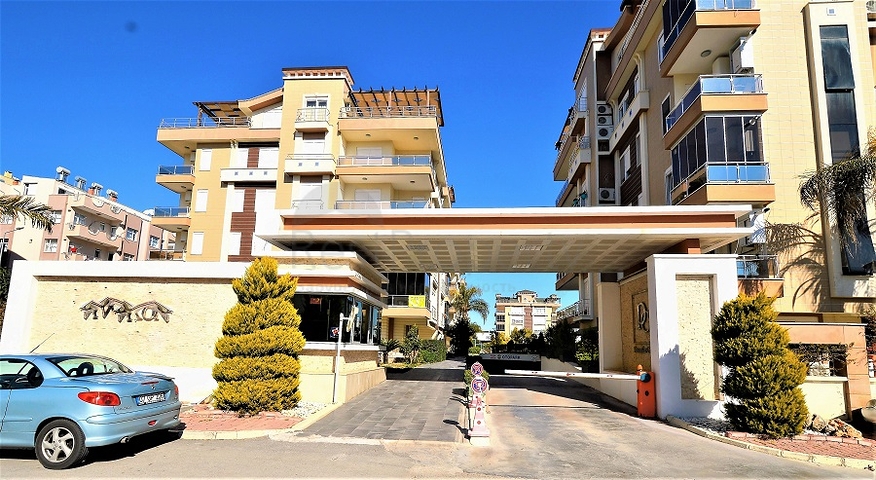 شقة بثلاث غرف نوم في انطاليا / كونيالتي