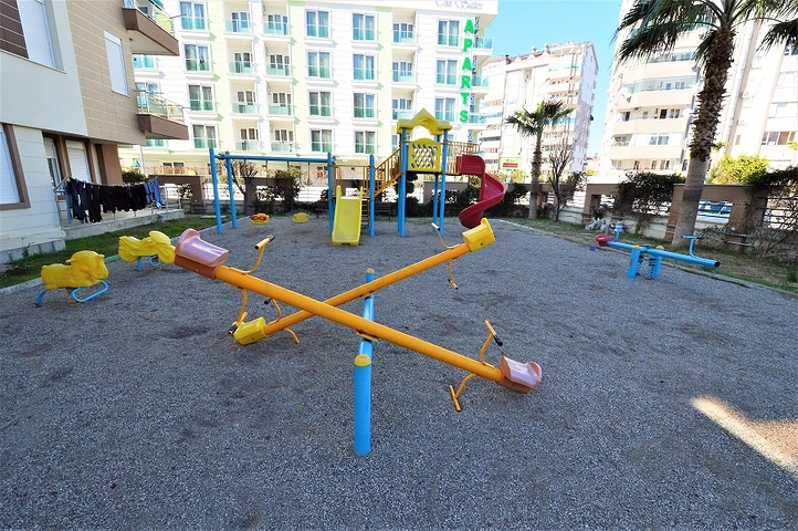 شقة بثلاث غرف نوم في انطاليا / كونيالتي