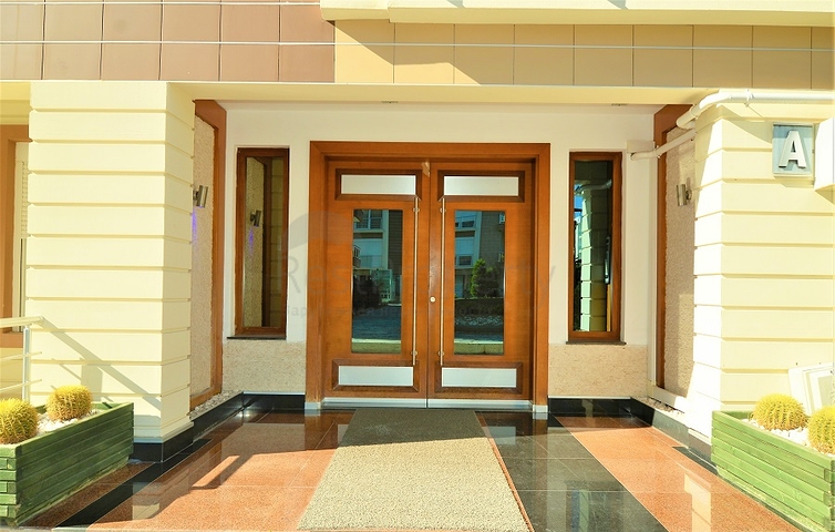 شقة بثلاث غرف نوم في انطاليا / كونيالتي