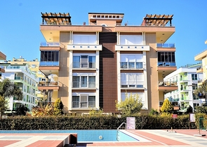 شقة بثلاث غرف نوم في انطاليا / كونيالتي