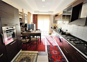 شقة بثلاث غرف نوم في انطاليا / كونيالتي