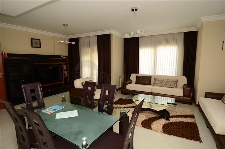 شقق للايجار في وسط الانيا