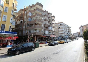 شقة في قلب مدينة الانيا 