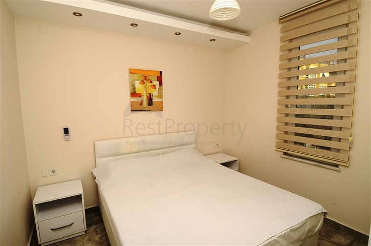 شقة من غرفتين للايجار 200 متر من البحر