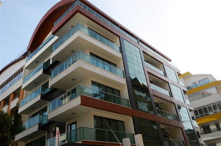 شقق وبينتهاوس في مركز الانيا 