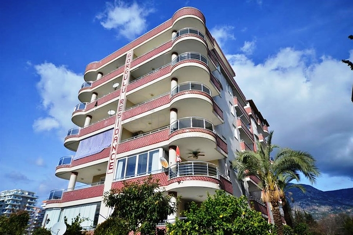 شقة بسعر مميز في محمودلار