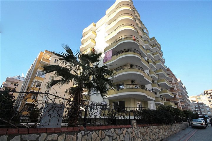 شقة مميزة بسعر مغر في محمودلار