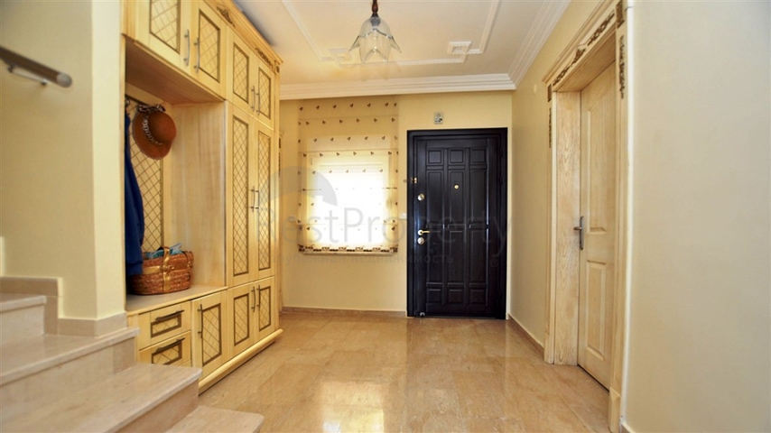 فيلا فاخرة بسعر مميز في كاركي جاك / الانيا 