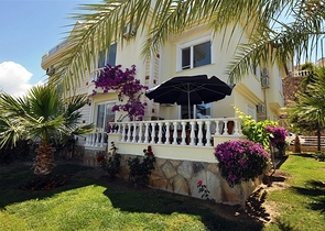 فيلا فاخرة بسعر مميز في كاركي جاك / الانيا 