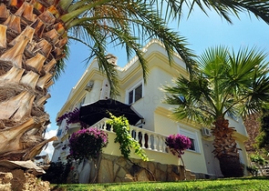 فيلا فاخرة بسعر مميز في كاركي جاك / الانيا 